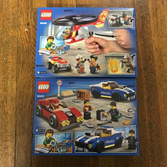 Lego City: Fire Helicopter and Police - Picture 2 of 5